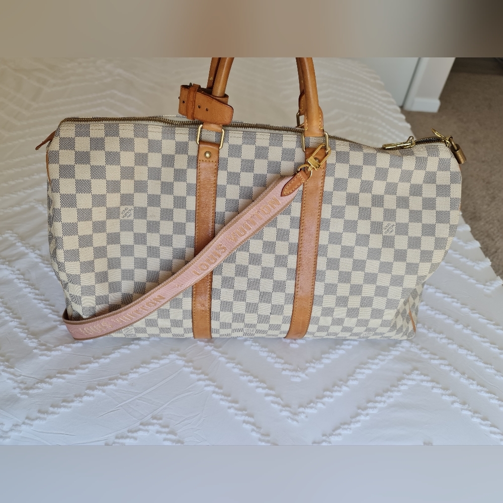 Louis vuitton keepall 50 in azure in good condition.